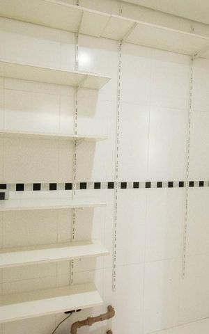 Casa à venda com 800m², 4 quartos e 6 vagas Casa à venda com 800m², 4 quartos e 6 vagasDespensa