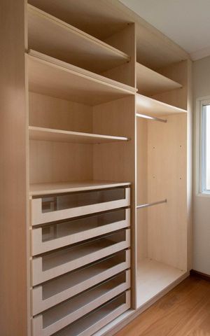Casa à venda com 800m², 4 quartos e 6 vagas Casa à venda com 800m², 4 quartos e 6 vagasCloset da suíte 1