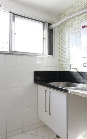 Apartamento à venda com 80m², 2 quartos e 2 vagasDetalhe da area de serviço