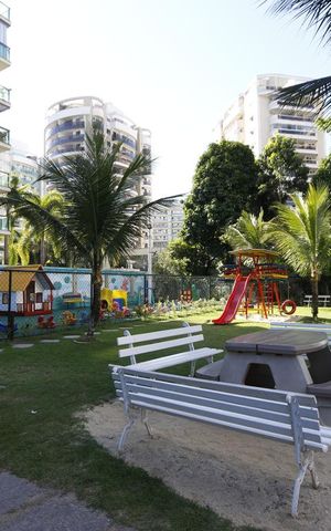 Apartamento à venda com 80m², 2 quartos e 2 vagasÁrea Comum - Playground