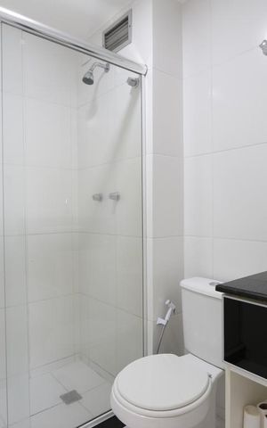 Apartamento à venda com 80m², 2 quartos e 2 vagasBanheiro Social