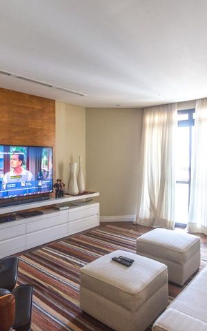 Apartamento à venda com 460m², 5 quartos e 5 vagas Apartamento à venda com 460m², 5 quartos e 5 vagasSala de estar 2