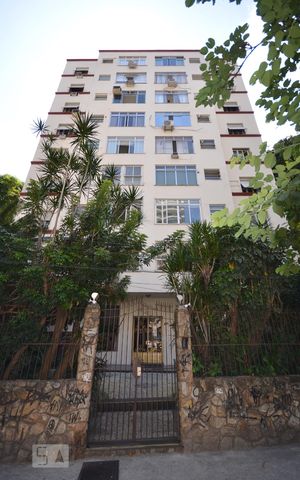 Apartamento para alugar com 120m², 3 quartos e sem vagaFachada