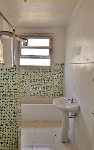 Apartamento para alugar com 120m², 3 quartos e sem vagaBanheiro