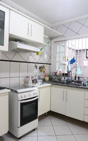 Casa de condomínio à venda com 90m², 3 quartos e 2 vagasCozinha