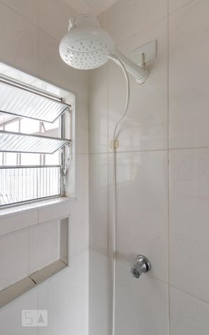 Apartamento à venda com 78m², 2 quartos e sem vaga Apartamento à venda com 78m², 2 quartos e sem vagaBanheiro Suite