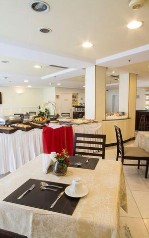 Studio para alugar com 32m², 1 quarto e 1 vaga Studio para alugar com 32m², 1 quarto e 1 vagaÁrea comum - Restaurantes