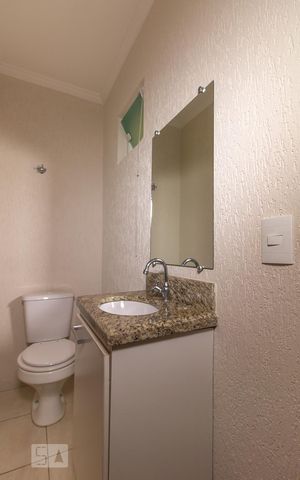 Casa à venda com 200m², 3 quartos e 3 vagas Casa à venda com 200m², 3 quartos e 3 vagasLavabo