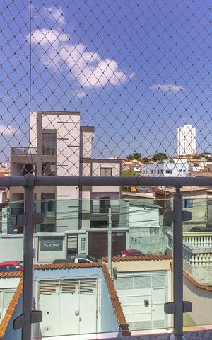 Casa à venda com 200m², 3 quartos e 3 vagas Casa à venda com 200m², 3 quartos e 3 vagasVista Varanda Quarto 1 Suíte