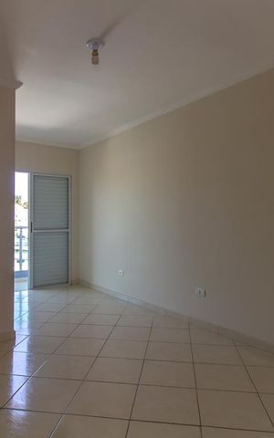 Casa à venda com 200m², 3 quartos e 3 vagas Casa à venda com 200m², 3 quartos e 3 vagasQuarto 1 Suíte
