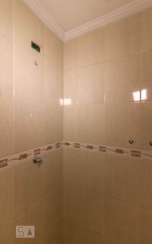 Casa à venda com 200m², 3 quartos e 3 vagas Casa à venda com 200m², 3 quartos e 3 vagasBanheiro Suíte Quarto 3