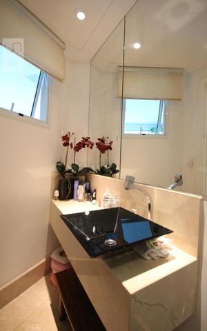 Apartamento à venda com 257m², 3 quartos e 4 vagasLavabo