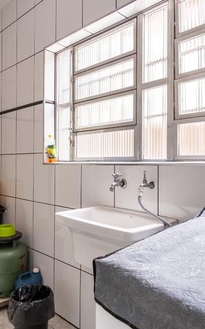 Casa para alugar com 240m², 3 quartos e 3 vagas Casa para alugar com 240m², 3 quartos e 3 vagasLavanderia