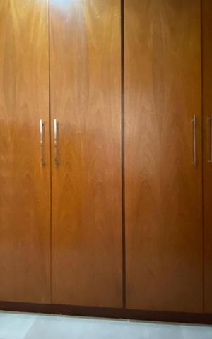 Casa à venda com 384m², 4 quartos e 4 vagas Casa à venda com 384m², 4 quartos e 4 vagasCloset da suíte 1