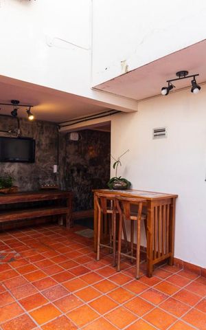 Casa à venda com 260m², 4 quartos e 2 vagasÁrea externa com churrasqueira