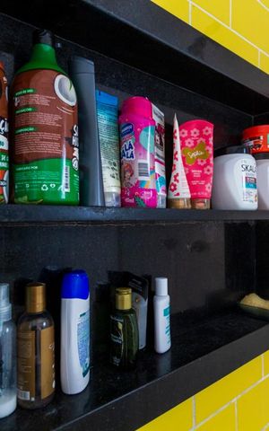 Casa à venda com 260m², 4 quartos e 2 vagasSuíte - Quartos 1 e 2