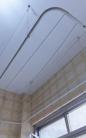 Apartamento à venda com 107m², 3 quartos e 2 vagas Apartamento à venda com 107m², 3 quartos e 2 vagasDetalhe da Área de Serviço