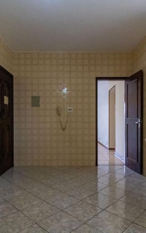 Apartamento à venda com 107m², 3 quartos e 2 vagas Apartamento à venda com 107m², 3 quartos e 2 vagasCozinha