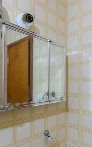 Apartamento à venda com 107m², 3 quartos e 2 vagas Apartamento à venda com 107m², 3 quartos e 2 vagasDetalhe do Banheiro