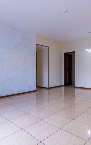 Apartamento à venda com 107m², 3 quartos e 2 vagas Apartamento à venda com 107m², 3 quartos e 2 vagasSala