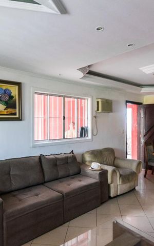 Casa à venda com 130m², 2 quartos e 1 vagaSala