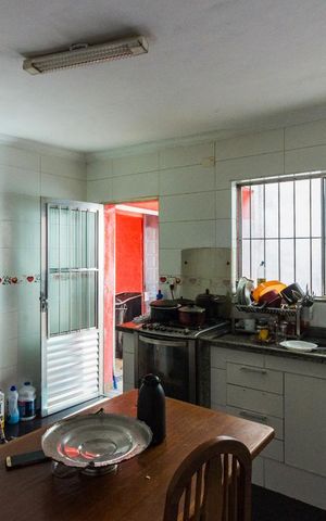 Casa à venda com 130m², 2 quartos e 1 vagaCozinha