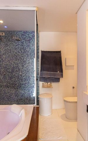 Apartamento à venda com 167m², 3 quartos e 3 vagas Apartamento à venda com 167m², 3 quartos e 3 vagasBanheiro da Suíte 1
