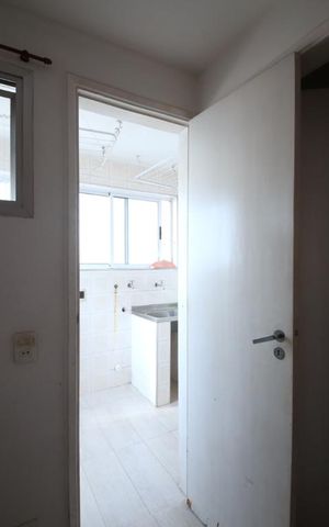 Apartamento para alugar com 195m², 3 quartos e 2 vagasQuarto de Serviço