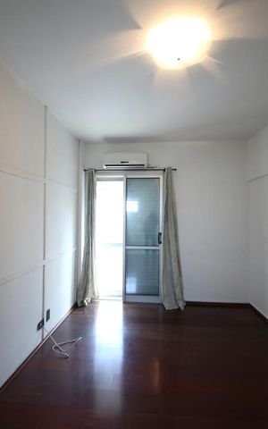 Apartamento para alugar com 195m², 3 quartos e 2 vagasSuíte
