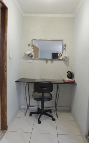 Casa à venda com 138m², 3 quartos e 2 vagasSuíte