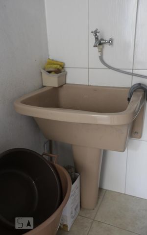Casa à venda com 138m², 3 quartos e 2 vagasLavanderia