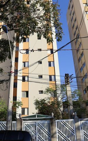 Apartamento para alugar com 57m², 2 quartos e 1 vagaFachada