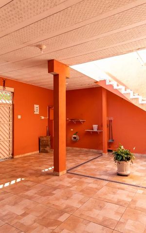 Casa à venda com 240m², 3 quartos e 5 vagasGaragem