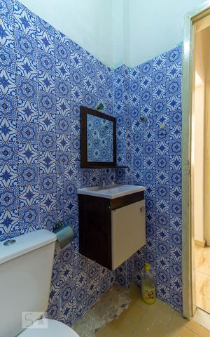 Apartamento para alugar com 55m², 2 quartos e sem vagaBanheiro