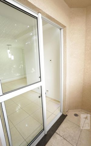 Apartamento à venda com 55m², 3 quartos e 1 vagaSacada