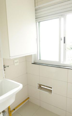 Apartamento à venda com 55m², 3 quartos e 1 vagaÁrea de Serviço