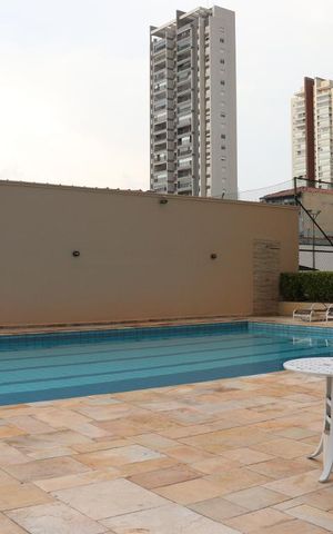 Apartamento para alugar com 86m², 3 quartos e 2 vagasÁrea comum - Piscina