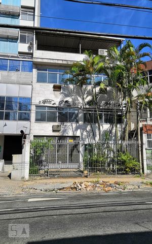 Casa à venda com 450m², 5 quartos e 4 vagasfachada da casa