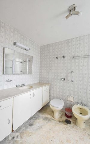 Apartamento à venda com 85m², 2 quartos e 1 vagaBanheiro