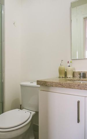 Apartamento à venda com 49m², 1 quarto e 1 vaga Apartamento à venda com 49m², 1 quarto e 1 vagaBanheiro da Suíte