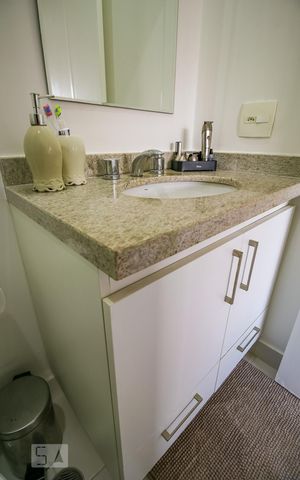 Apartamento à venda com 49m², 1 quarto e 1 vaga Apartamento à venda com 49m², 1 quarto e 1 vagaBanheiro da Suíte