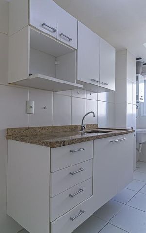 Apartamento para alugar com 53m², 2 quartos e 1 vaga Apartamento para alugar com 53m², 2 quartos e 1 vagaCozinha e Área de Serviço