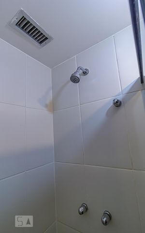 Apartamento para alugar com 53m², 2 quartos e 1 vaga Apartamento para alugar com 53m², 2 quartos e 1 vagaBanheiro da Suíte