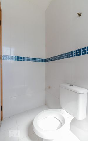 Casa à venda com 330m², 5 quartos e 6 vagasBanheiro da Suíte 4