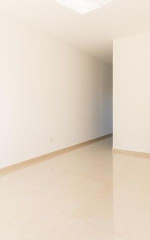 Casa à venda com 330m², 5 quartos e 6 vagasSala de Estar