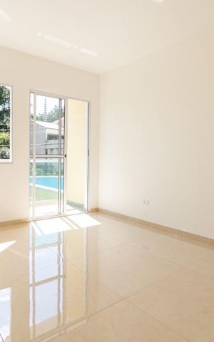 Casa à venda com 330m², 5 quartos e 6 vagasSala de Estar