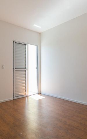 Casa à venda com 330m², 5 quartos e 6 vagasSuíte 3