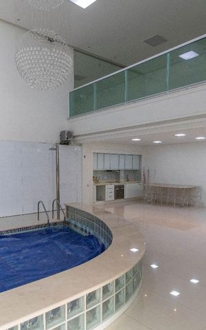 Casa à venda com 450m², 4 quartos e 6 vagas Casa à venda com 450m², 4 quartos e 6 vagasÁrea de Lazer