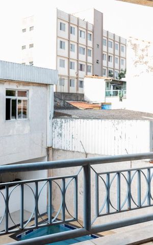 Casa à venda com 480m², 7 quartos e 4 vagas Casa à venda com 480m², 7 quartos e 4 vagasSacada da Suite 1
