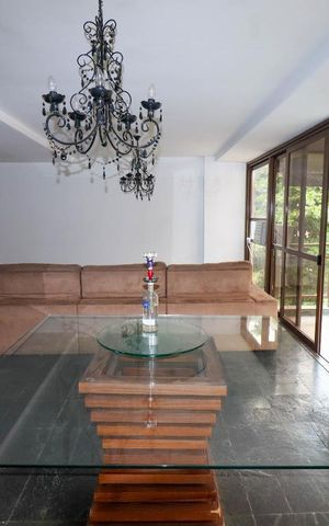 Apartamento à venda com 178m², 3 quartos e 2 vagasSala